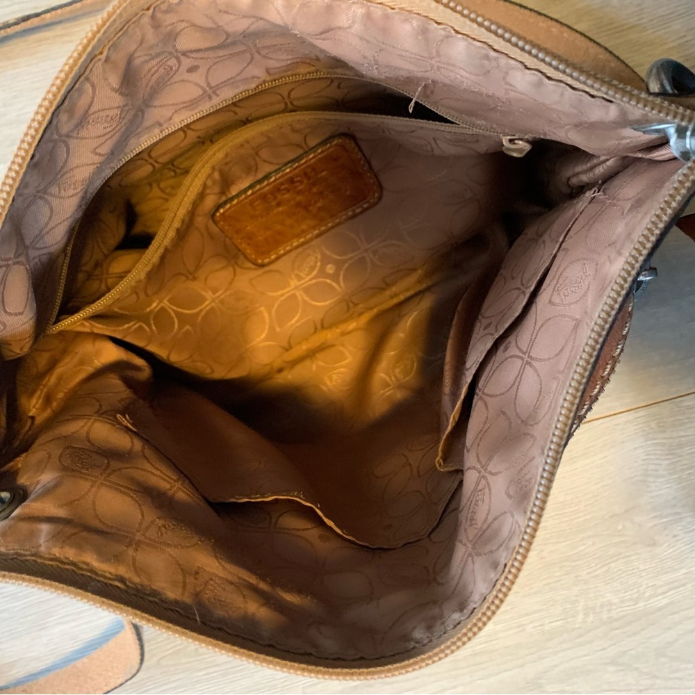 Fossil Brown Leather Long Strap Cross Body Bag Travel Adjustable Silver Tone Zip - Picture 12 of 16
